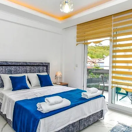 4 Bedroom - 5847 Vila *